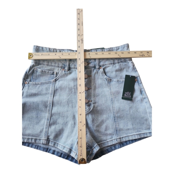 Wild Fable High-Waisted Light Blue Denim Shorts NWT 10 - Picture 5 of 7